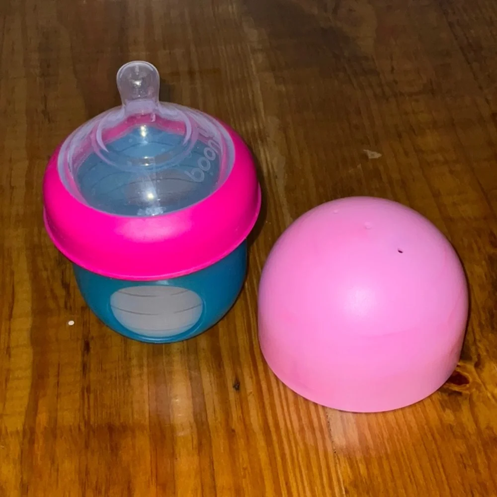 Boon Nursh Silicone Baby Bottle (120nL/4oz)